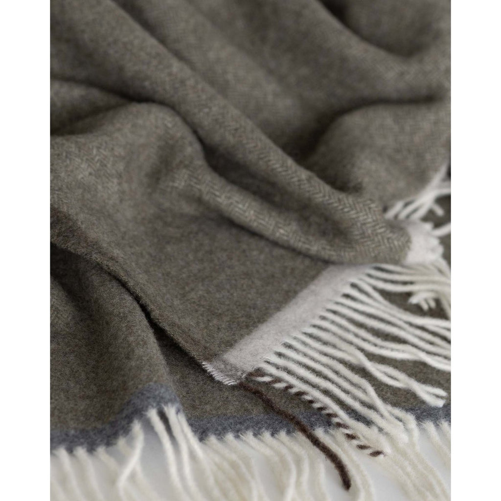 Milano Merino & Cashmere Throw – Verde
