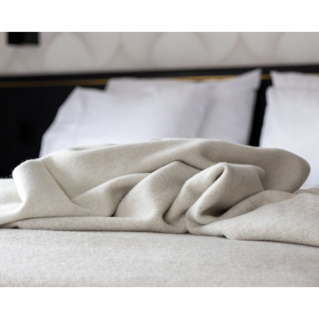 Merino & Cashmere Bed Blanket – Ivory Dune