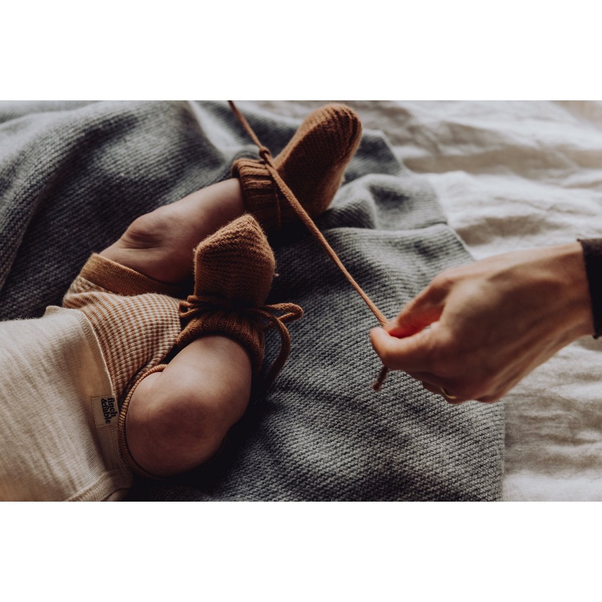 Merino Knitted Baby Blanket – Dove