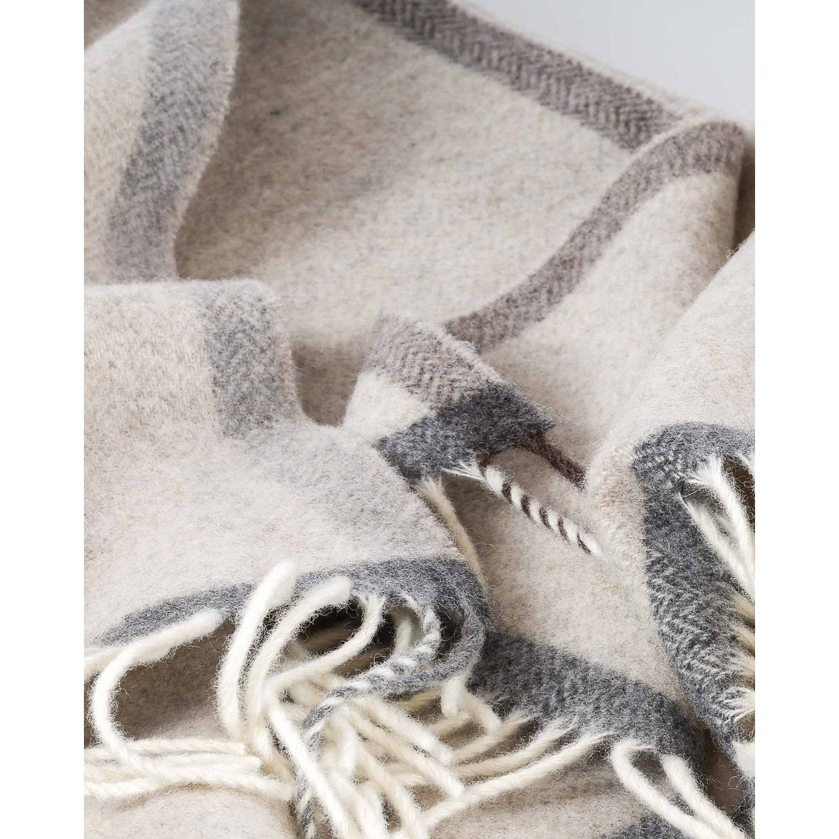 Milano Merino & Cashmere Throw – Beige