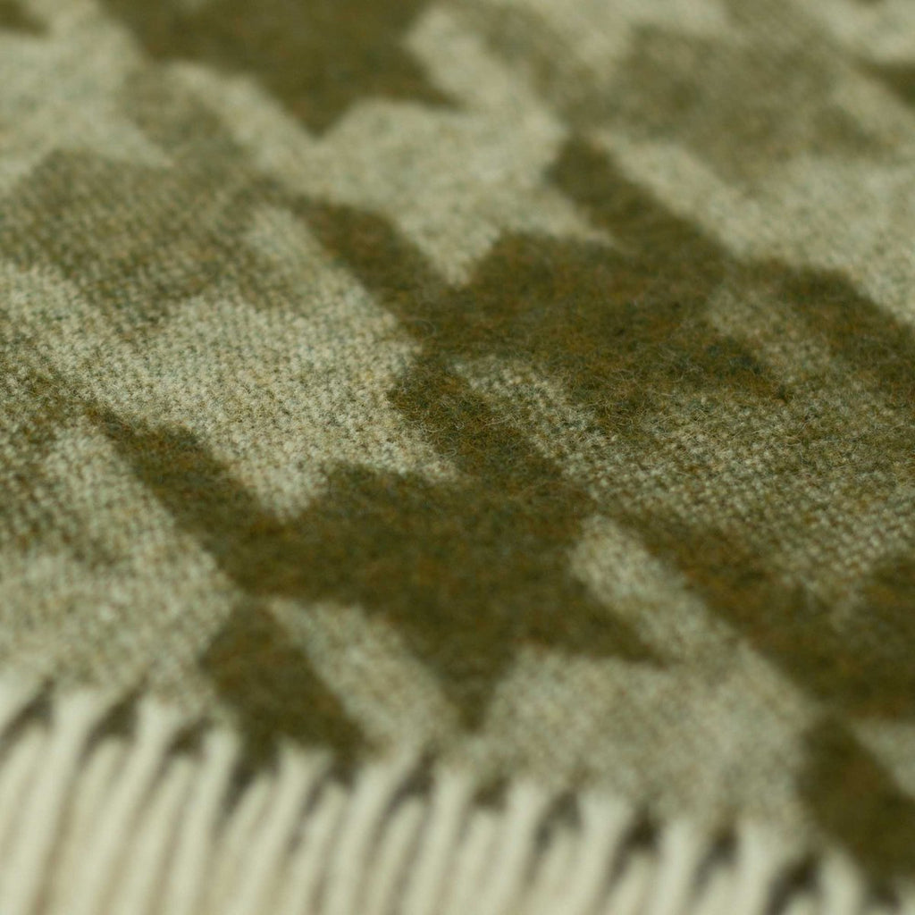 Lucca Wool Throw – Green