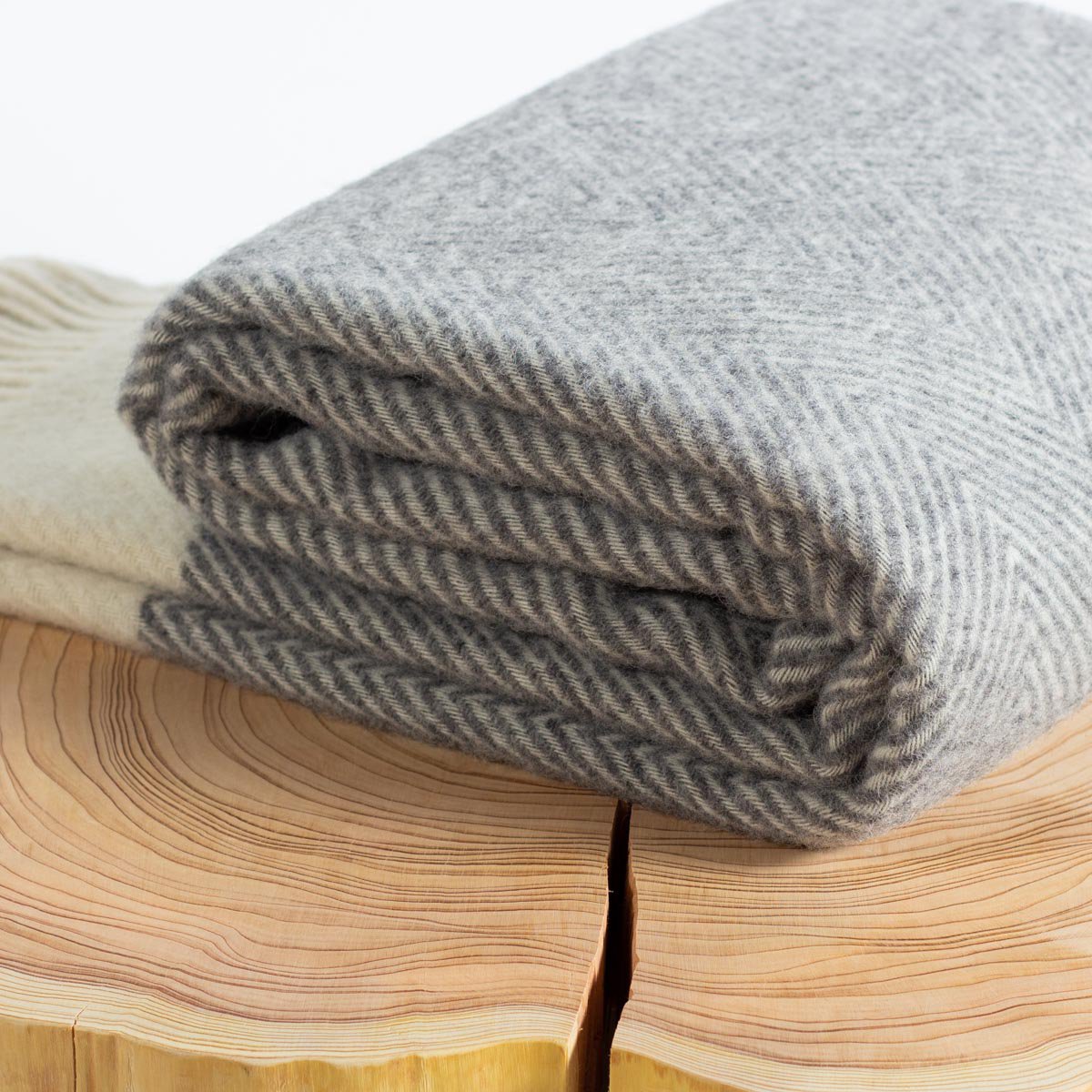 Florence Wool Throw – Grey