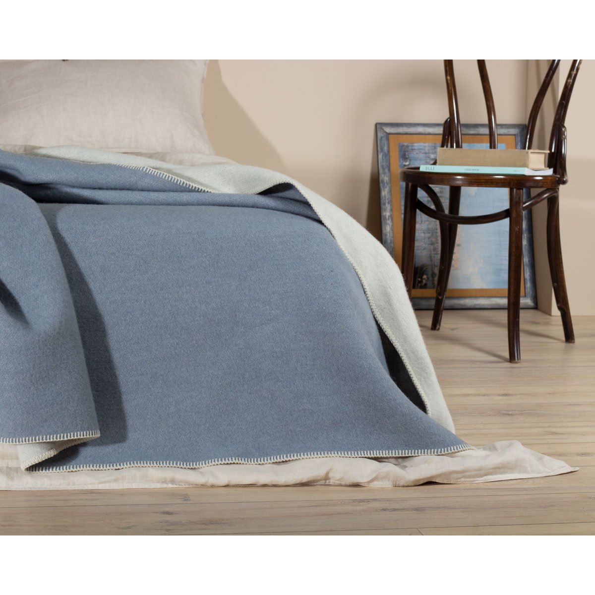 New Zealand Wool Bed Blanket – Blue Fog