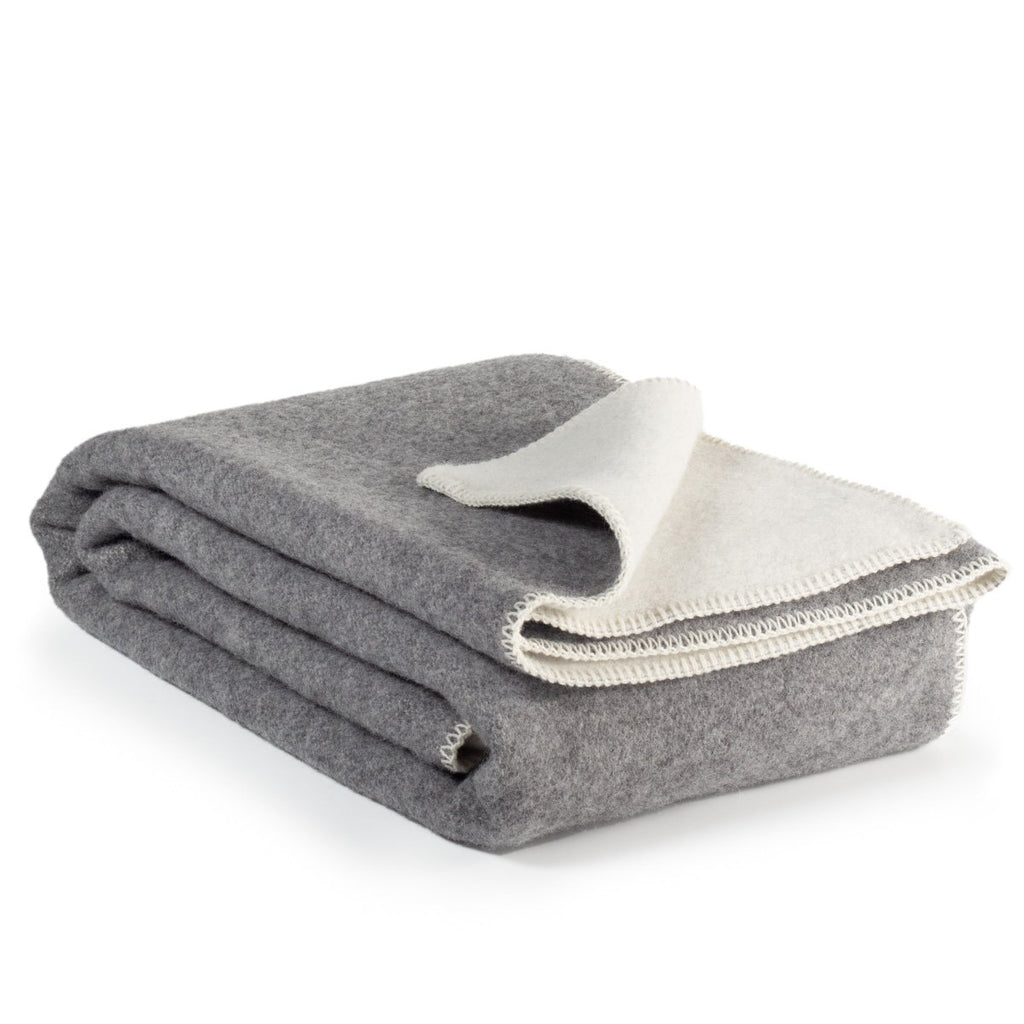 Wool Bed Runner – Cool Mint, 130 × 250 cm