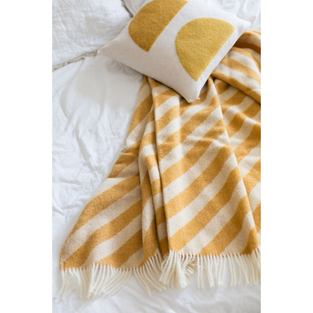Filip Jacquard Wool Throw – Yellow, 130 × 180 cm