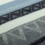 Triangel Wool Throw – Blue