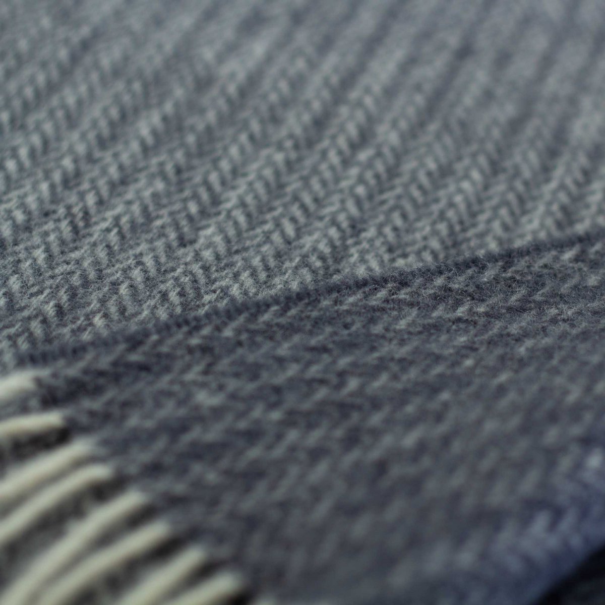 Sienna Wool Throw – Blue