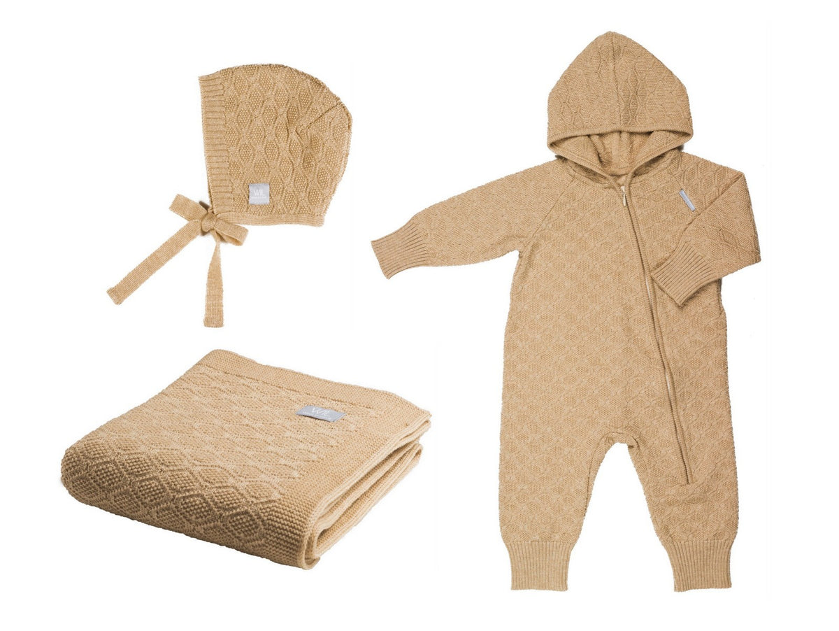 HAPPINESS Gift Set For Baby - Blanket, Romper and Bonnet